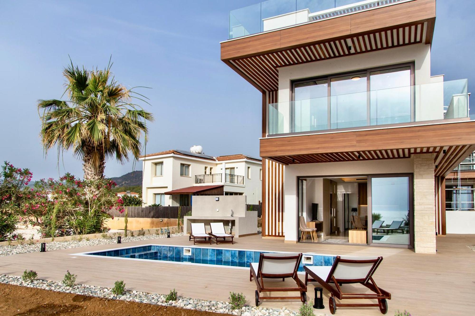 Santa Barbara Seafront Villas W Jacuzzi Pool Пафос Екстериор снимка