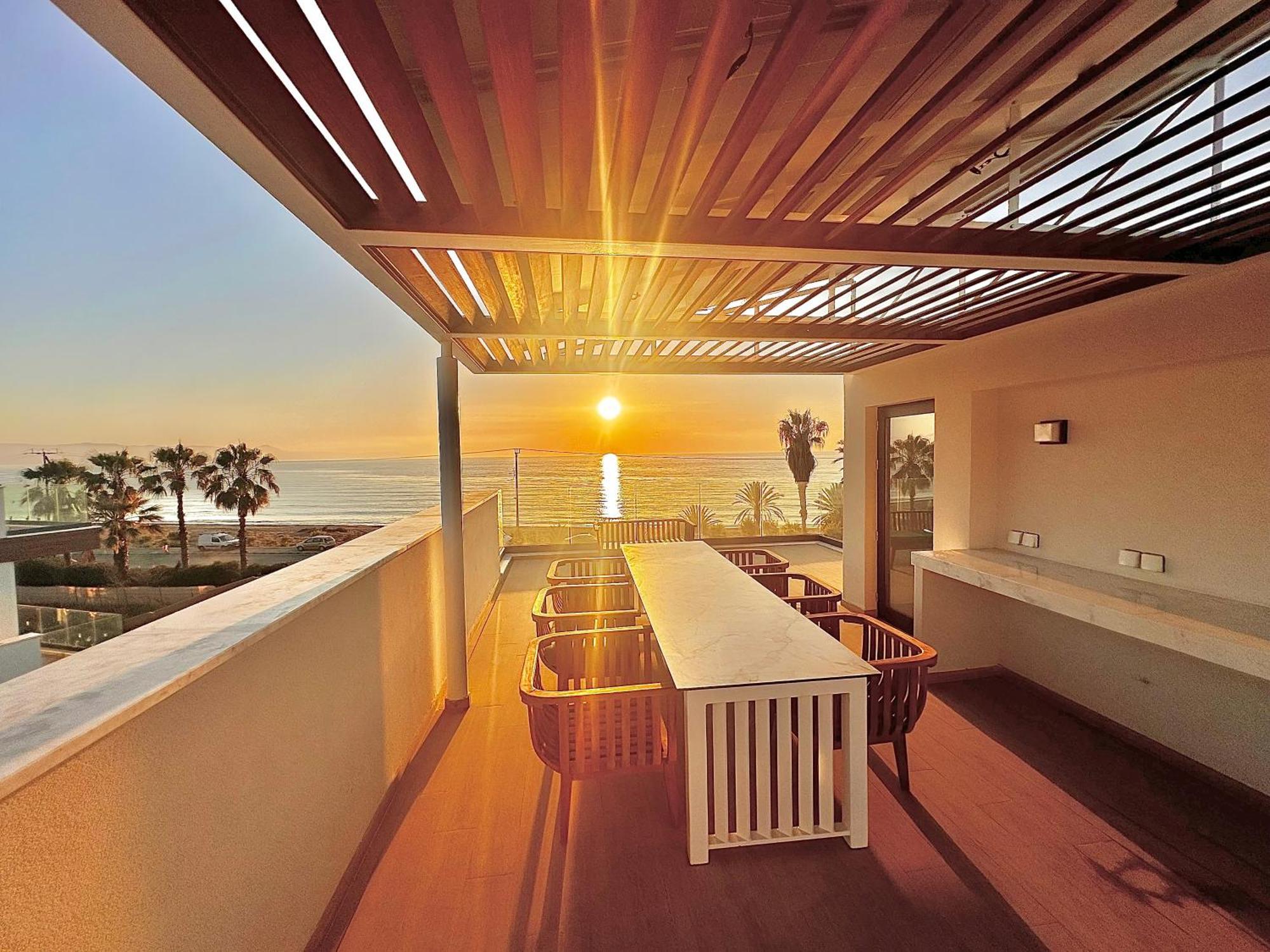 Santa Barbara Seafront Villas W Jacuzzi Pool Пафос Екстериор снимка