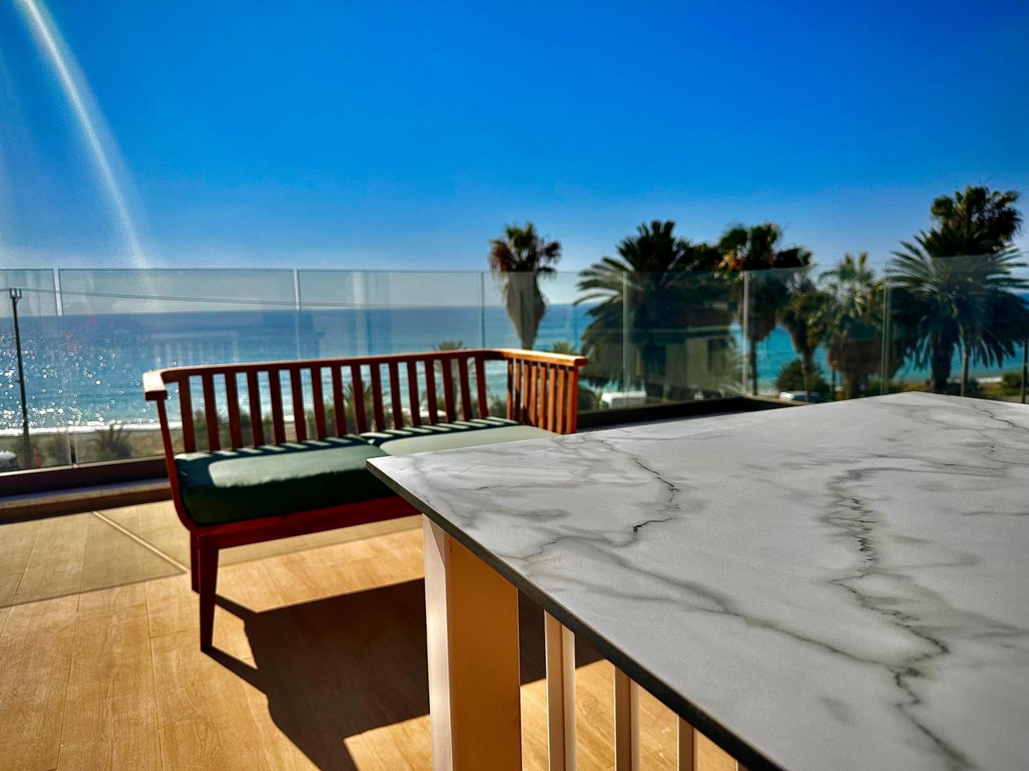 Santa Barbara Seafront Villas W Jacuzzi Pool Пафос Екстериор снимка